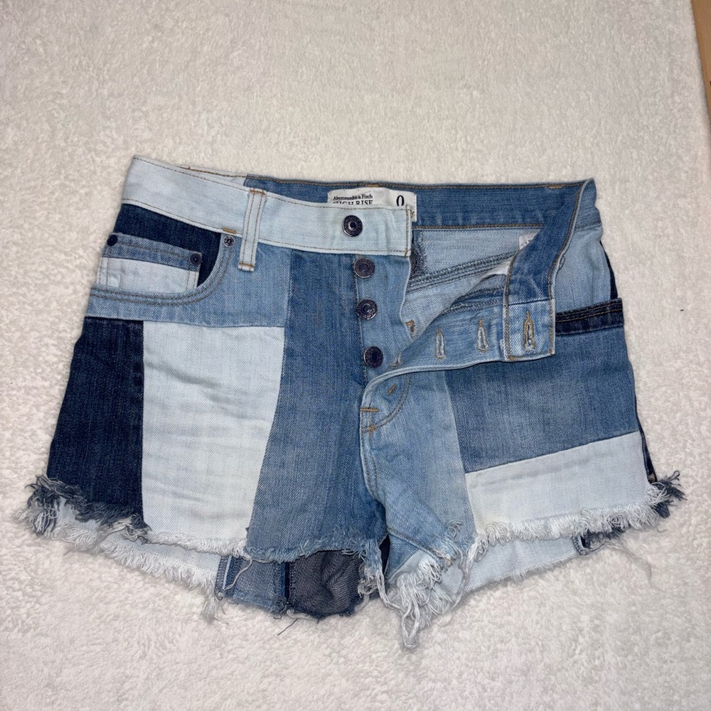Abercrombie & Fitch Multi-Blue patchwork high rise Jean boho chic Shorts Size 0 - Picture 5 of 12